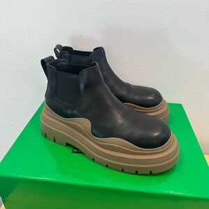 Bottega Veneta tire boots